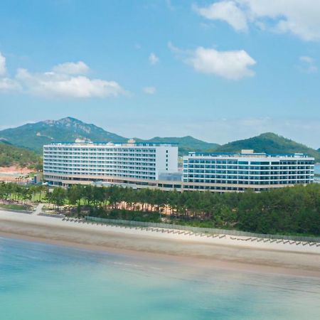 C-One Resort Jaeundo Sinan Экстерьер фото